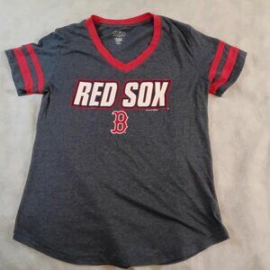 Red Sox Embroidered Logo T-Shirt Womens Large 19x26